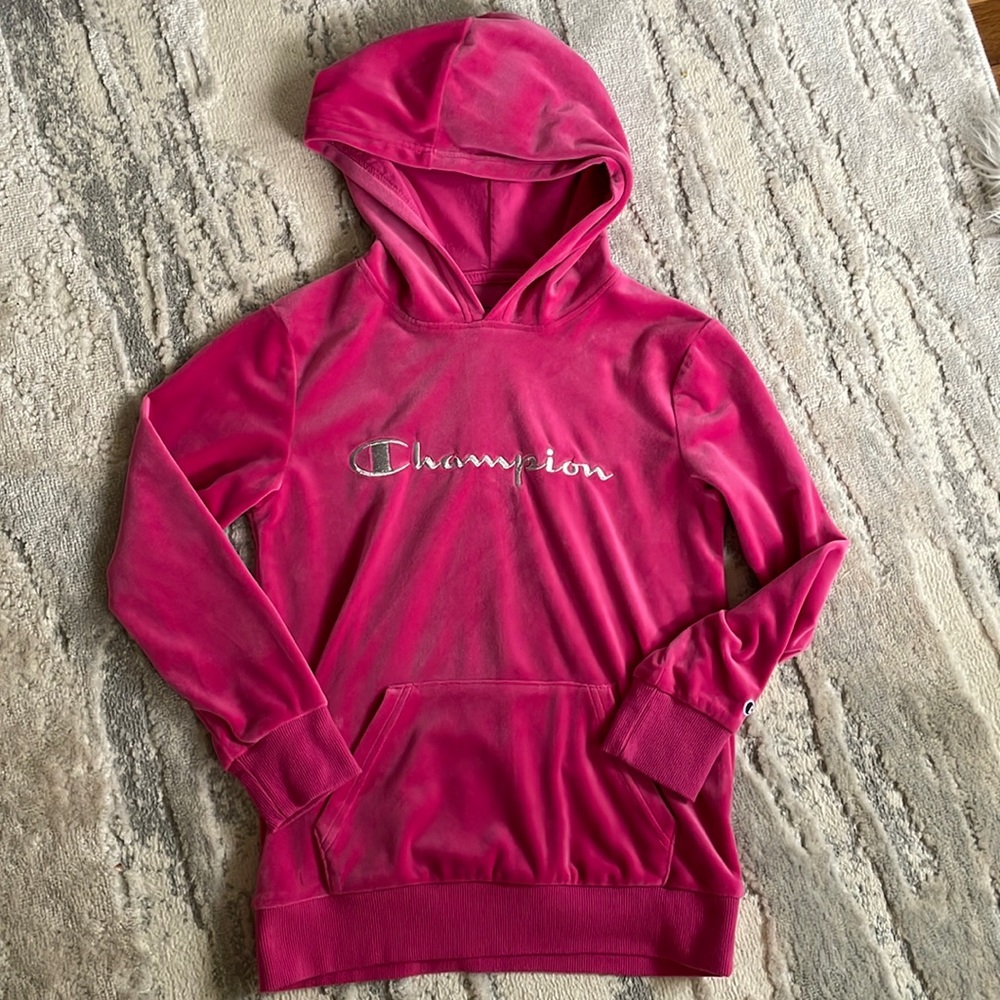 Champion Girl’s Fleece, Size M